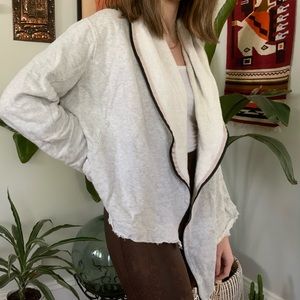 Zip up loose sweatshirt